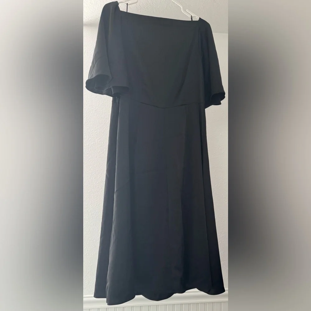 π Banana Republic Black Satin Dress | Timeless, Versatile Wedding & Party Dress - Picture 2 of 4